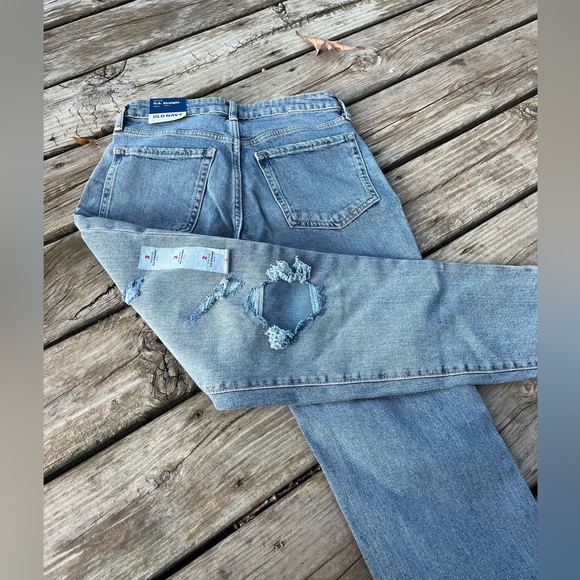 NEW! Old Navy Straight-Leg Jeans High-Rise Button-Up Distressed Ripped Sz 2 Crop - Picture 4 of 13